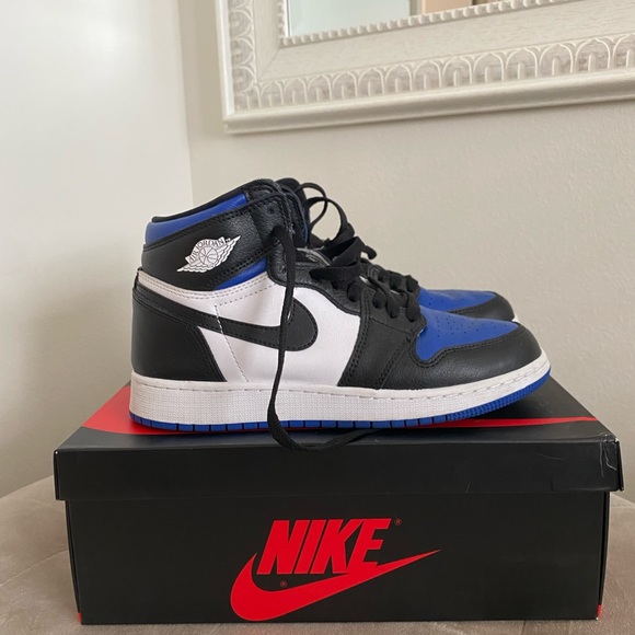 Royal Toe OG Jordan 1 - Picture 1 of 6